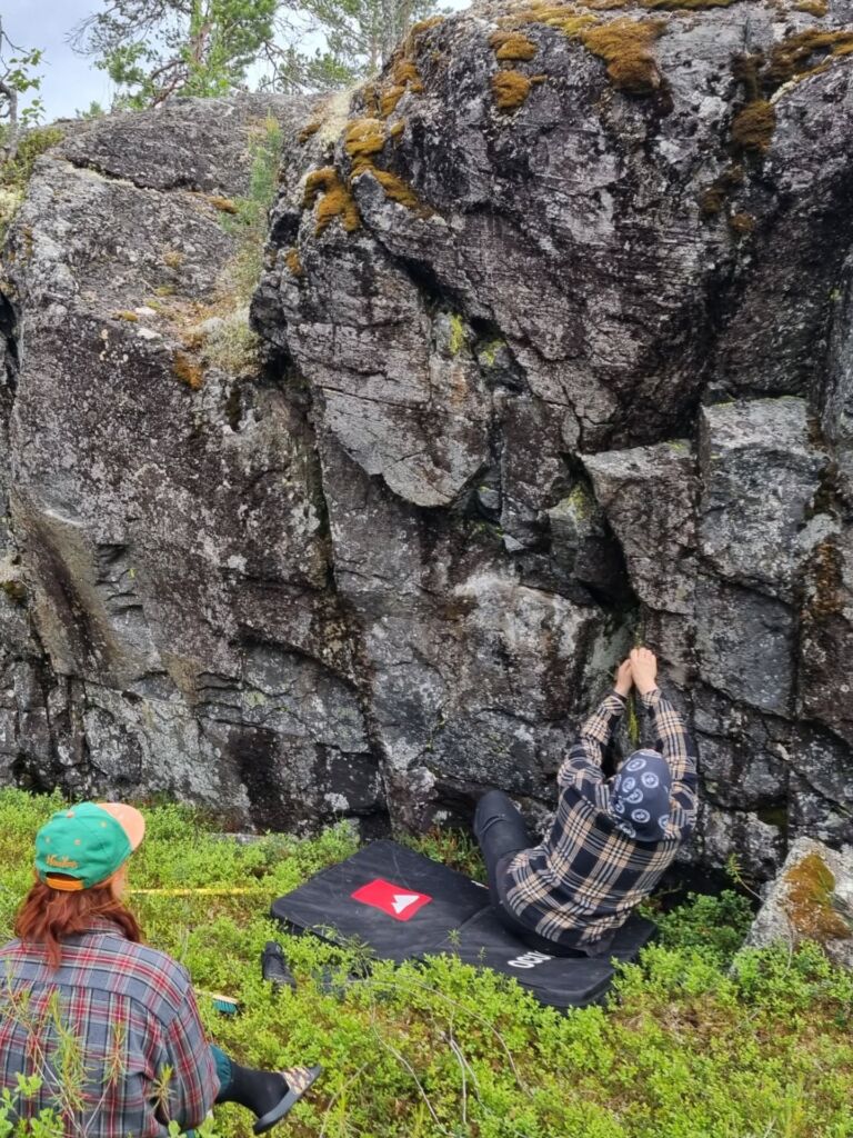 Instagram post from lapinkiipeilijat. This post is in position 1.