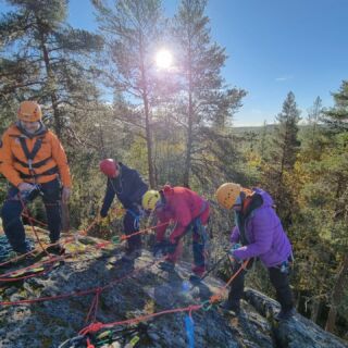 Instagram post from lapinkiipeilijat. This post is in position 6.
